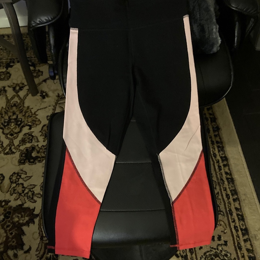 Colorblock Leggings in Black with Pink & Coral